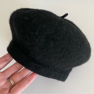 Beret wool hat black